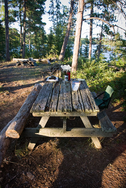 Picnic table